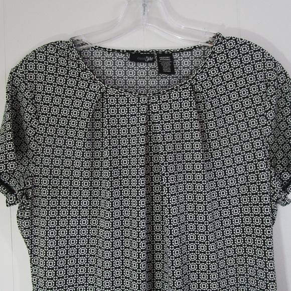 East 5th pullover top size Medium - Picture 2 of 4